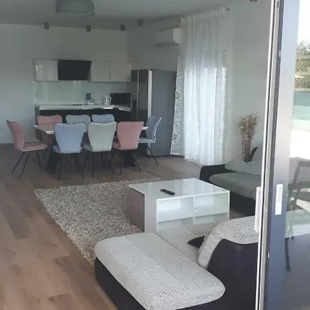 فيلة Vila Luna & Pia